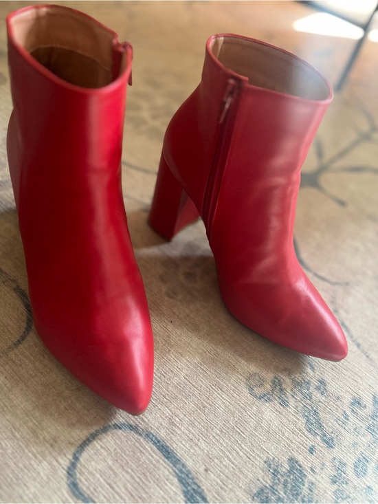 Shoes - Women's Red Pointed Toe Ankle Boots NWOT - 8